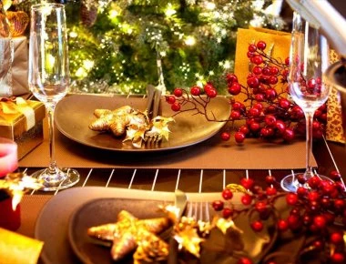 Πρωτοχρονιά: Πώς θα γίνει πιο υγιεινό και με λιγότερες θερμίδες το οικογενειακό τραπέζι;